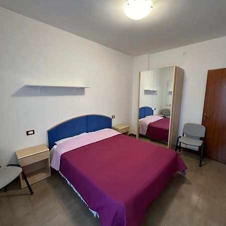 Residence Beatrice - Agenzia Cocal Caorle Buitenkant foto